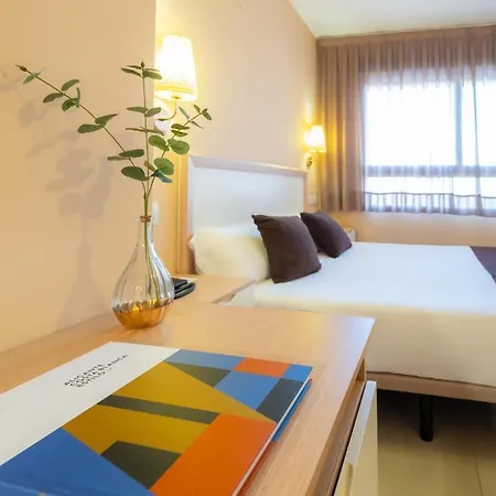 La Mercado Hotel